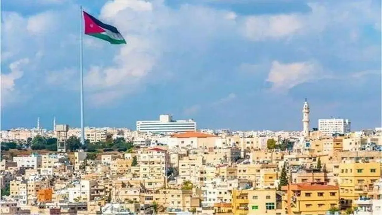 توقعات حالة الطقس المرتقبة في مختلف مناطق الأردن خلال ساعات يوم الاثنين